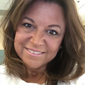 Meet your Posher, Lori